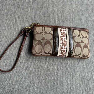 Vintage Coach Y2K Signature Monogram Striped Khaki Tan Wristlet